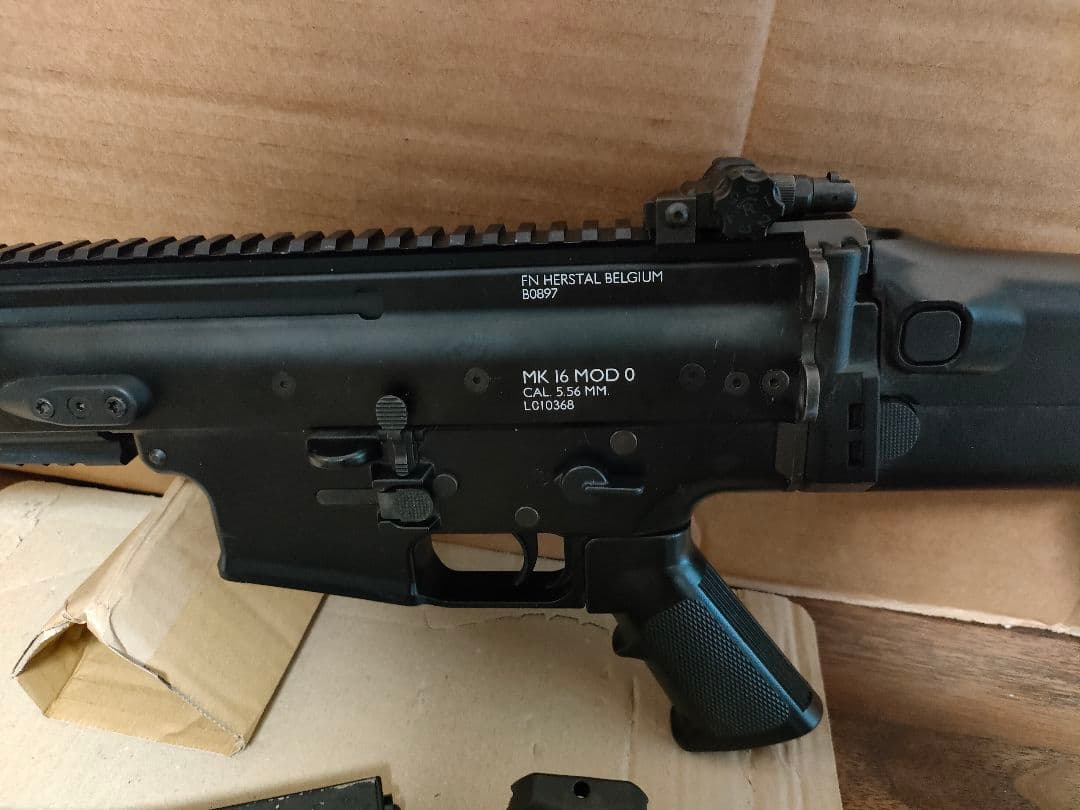 東京マルイ　次世代電動ガン　SCAR　スカー