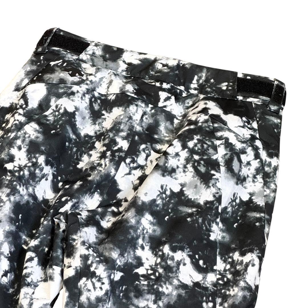 デサント S.I.O スノーパンツ L 迷彩 スキー スノボ　モノトーン