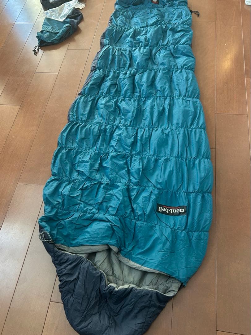 モンベル　バロウバッグ#3 収納袋、コンプレッションキャップ 付き