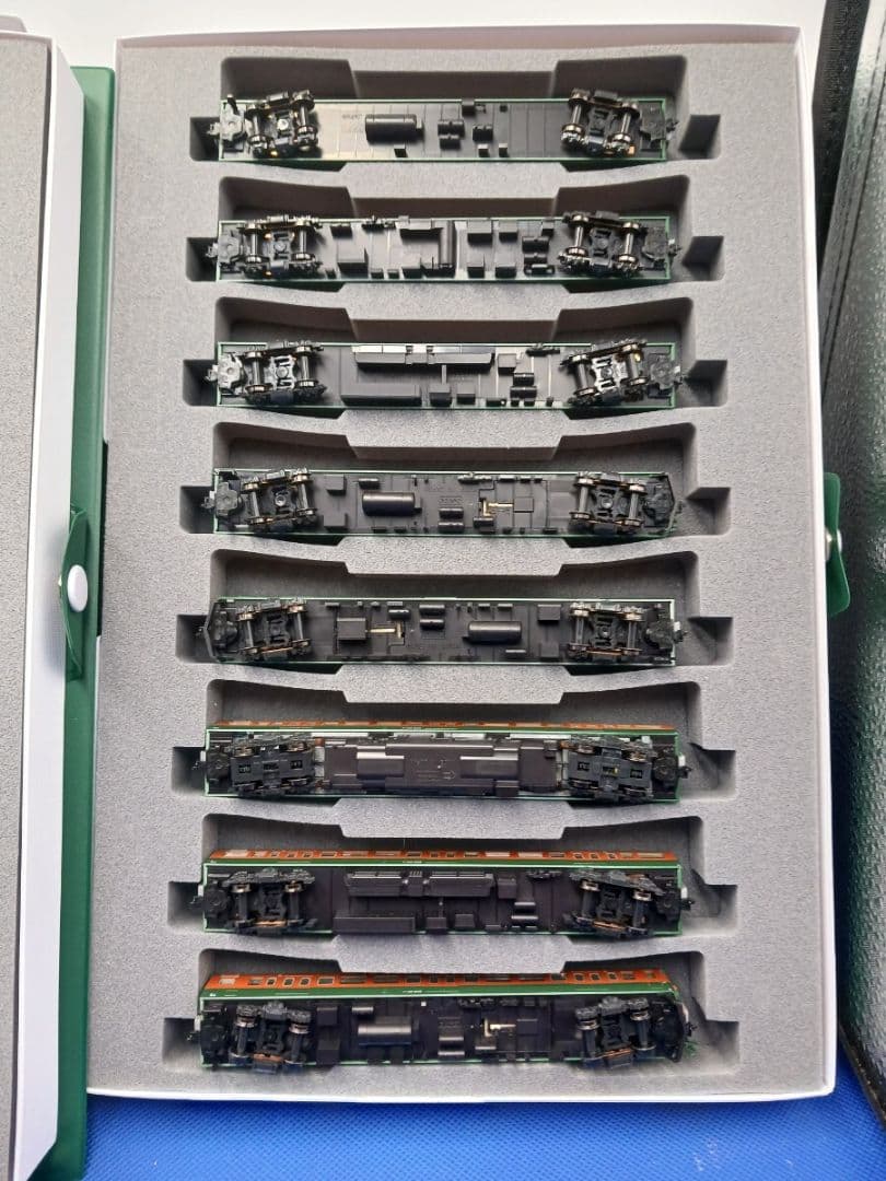 KATO10-1586 1587 1588 113系湘南色 基 増 付 15両