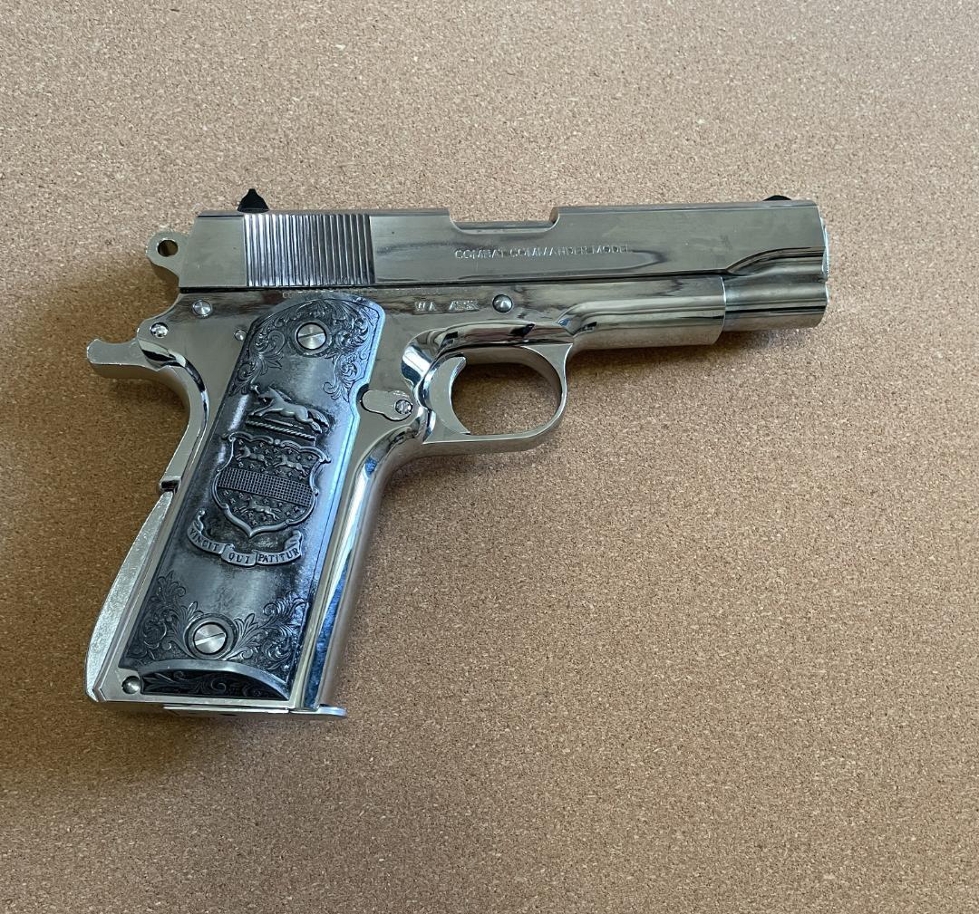 SCW コルト1911 シルバーエアソフトガン