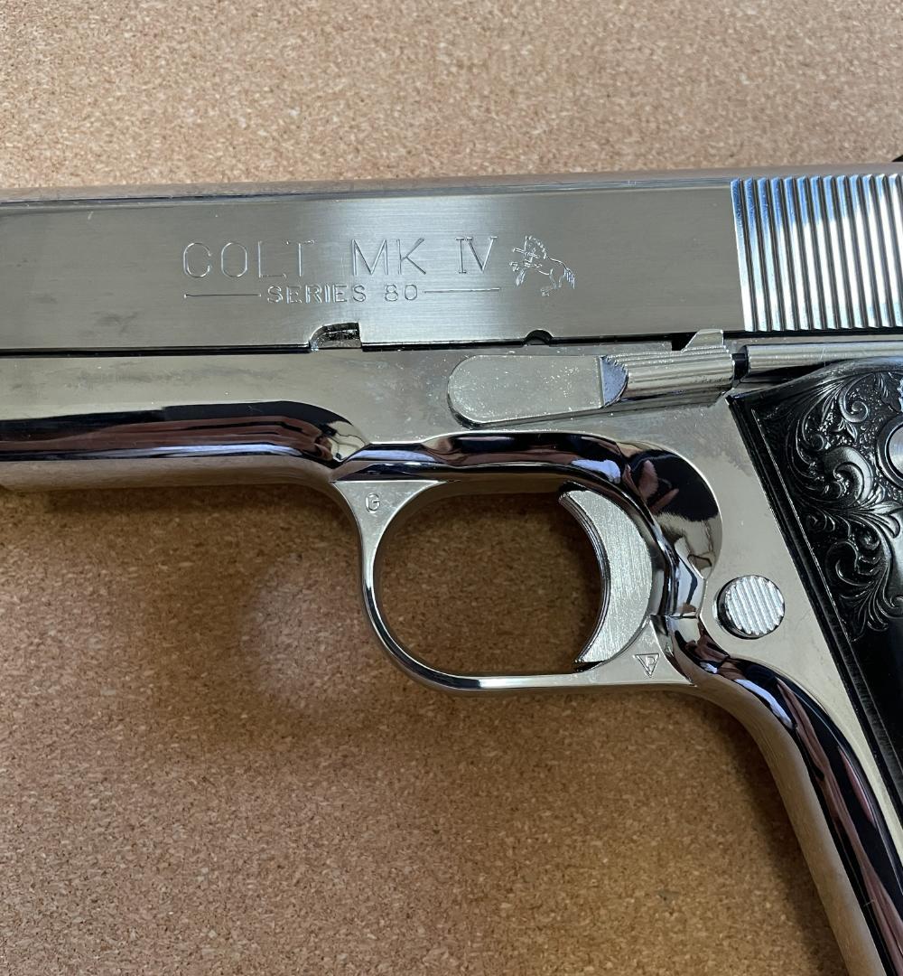 SCW コルト1911 シルバーエアソフトガン