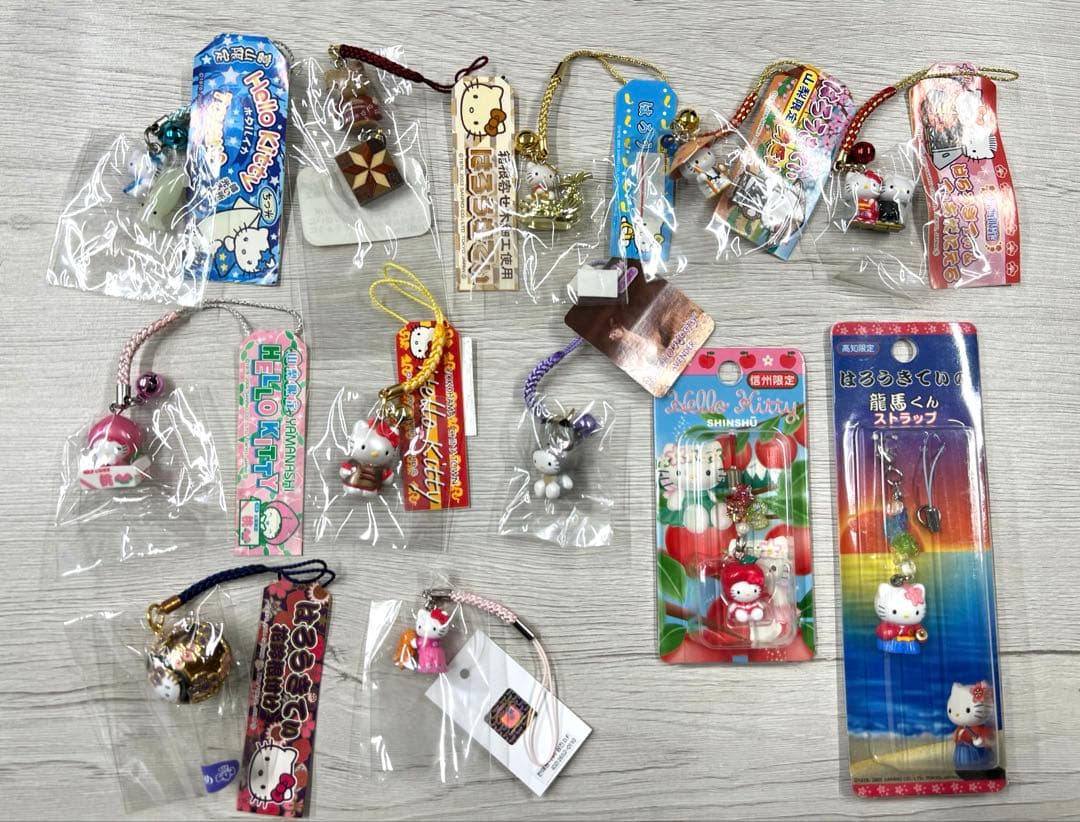 ハローキティー　ご当地ストラップ　レア　根付け　まとめ売り