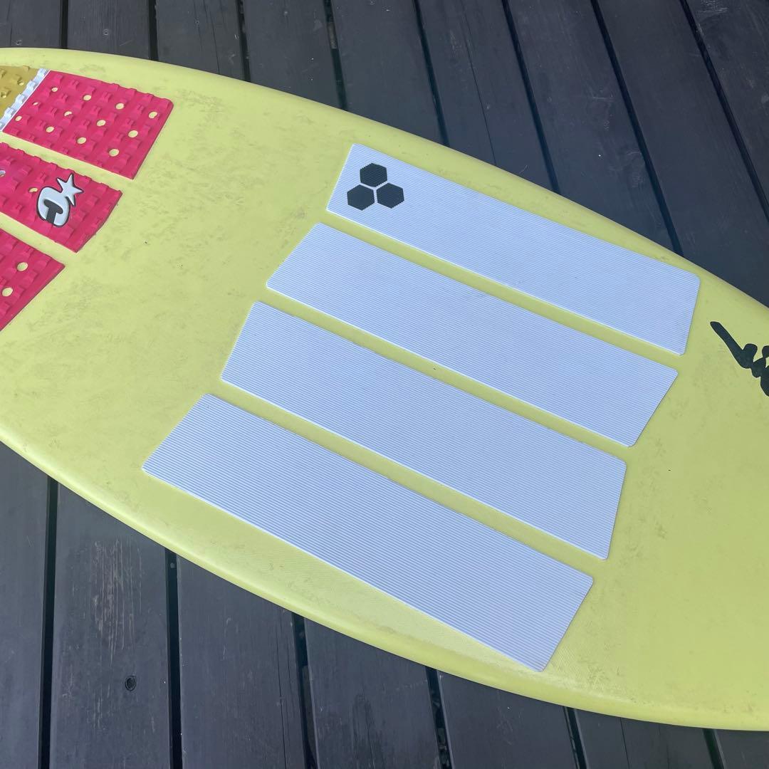 victoria ビクトリア　イエロー スキムボード　マリンスポーツ