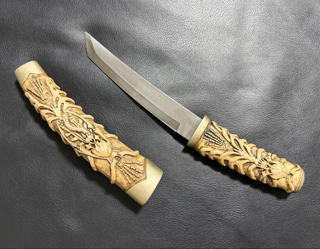 刀　かたな　剣　ナイフ　短刀　髑髏　スカル　手首受け　模造刀　模擬刀　インテリア