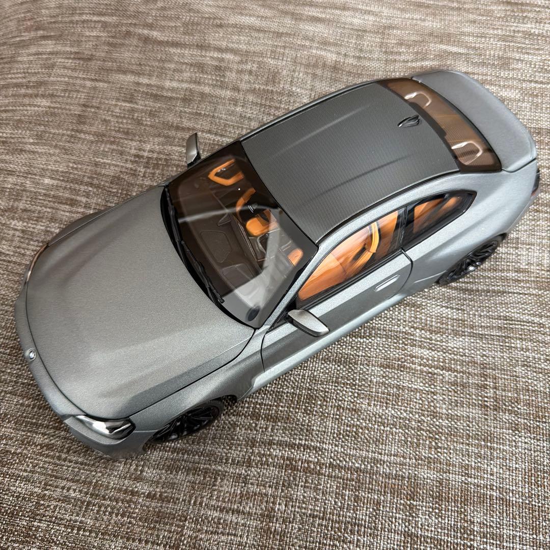 1/18  M2 フローズン ピュアグレーメタリック