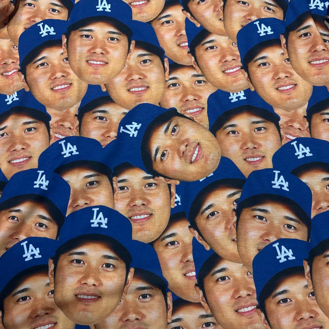 大谷翔平　顔プリント Tシャツ