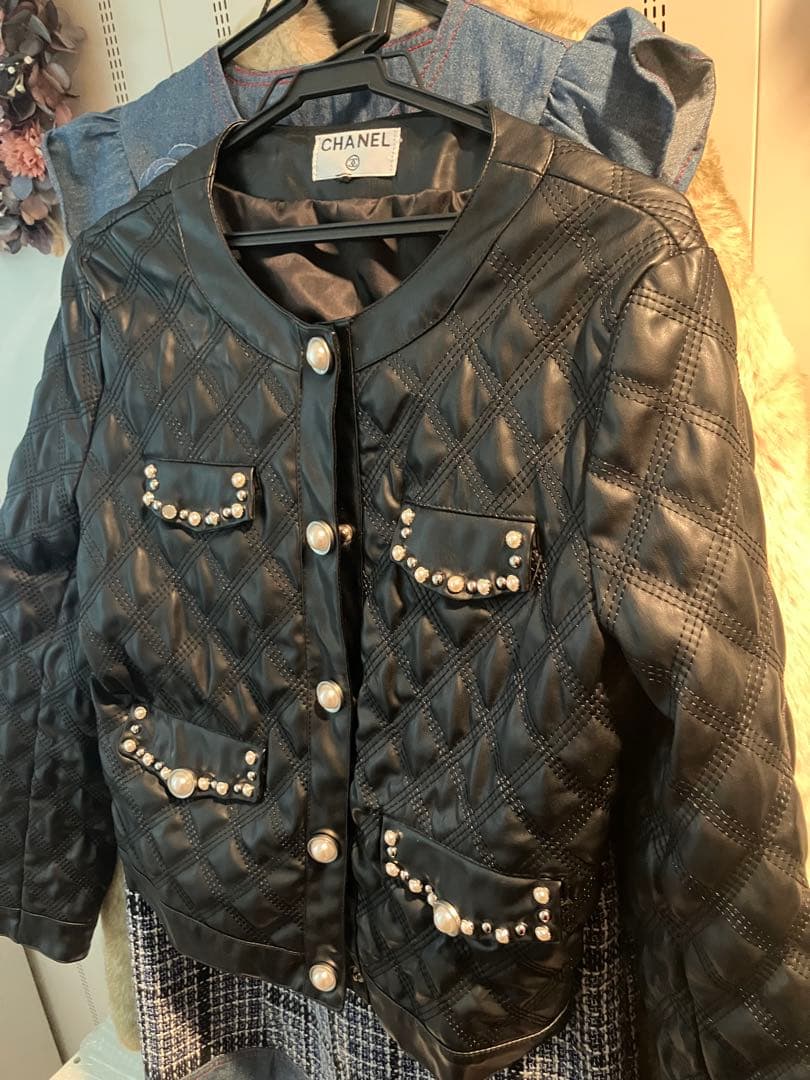 ライダース　中綿　CHANEL ノベルティ　ジャケット　右ポケ上パール一個無し