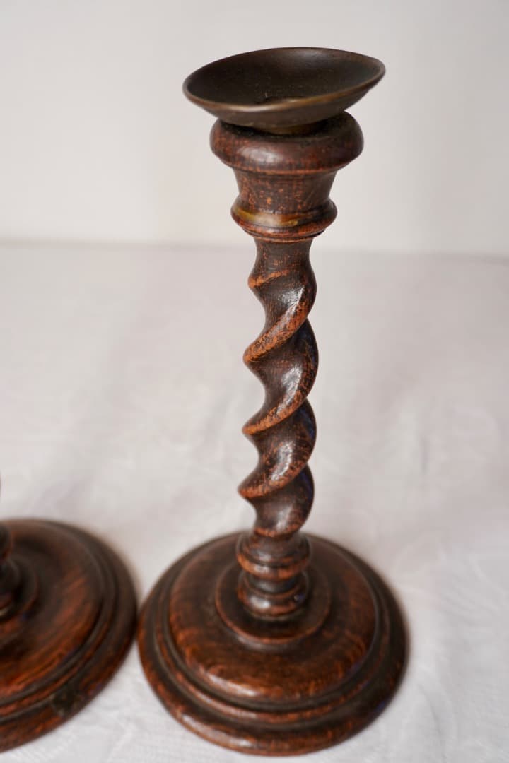 イギリス アンティーク 木製キャンドルホルダー 2個セット②