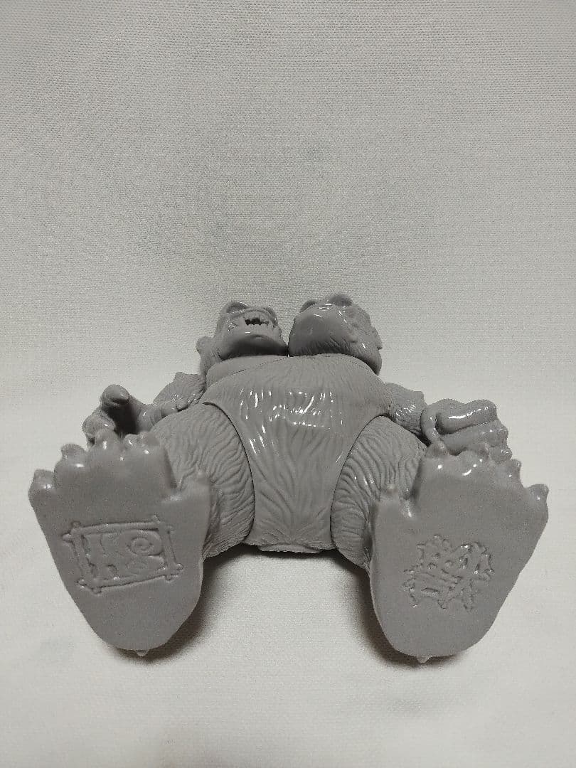 ソフビ Sofubi HxS キングゴリラ獣 グレー 30CM