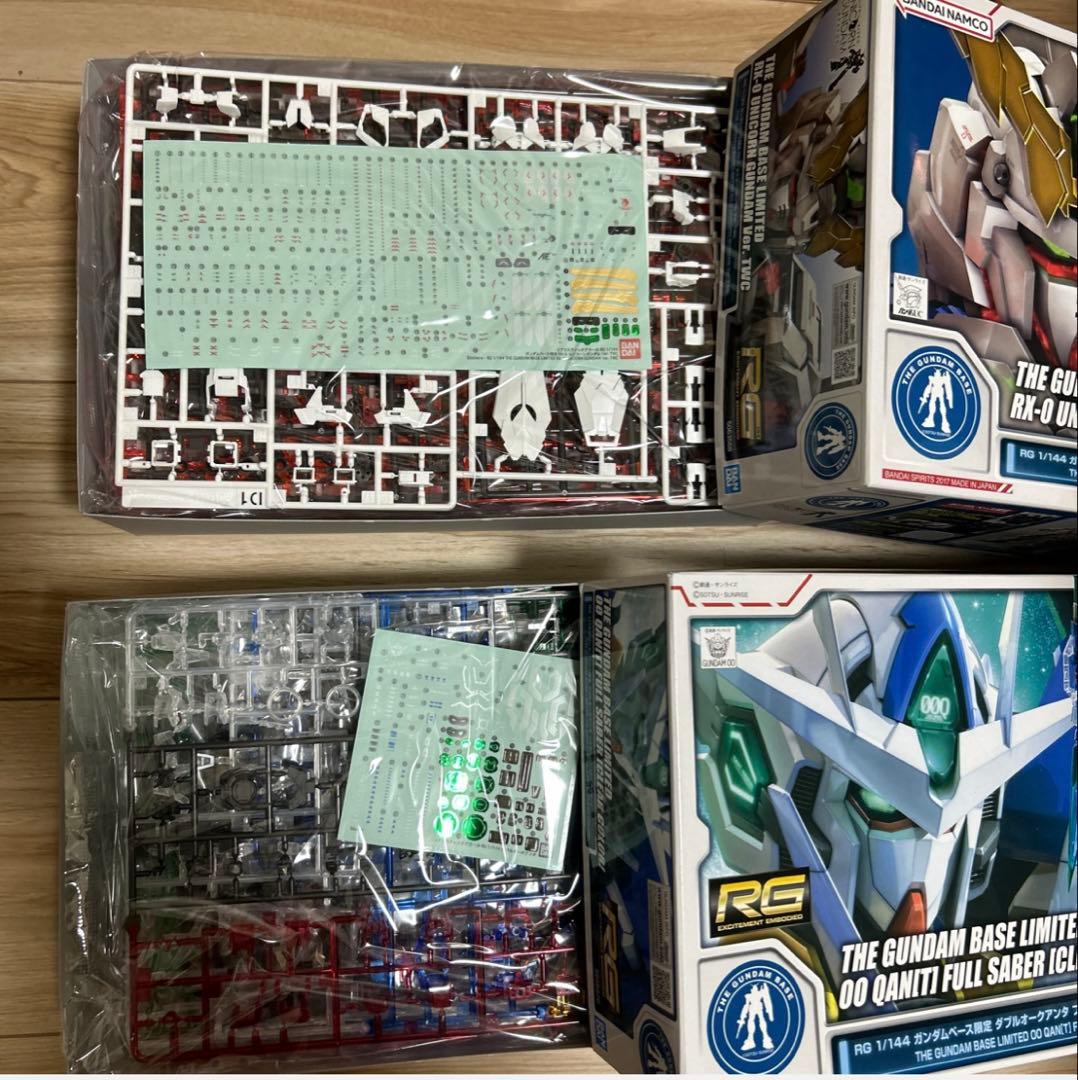 RG ユニコーンガンダムTWC ダブルオークアンタフルセイバー(クリアカラー)