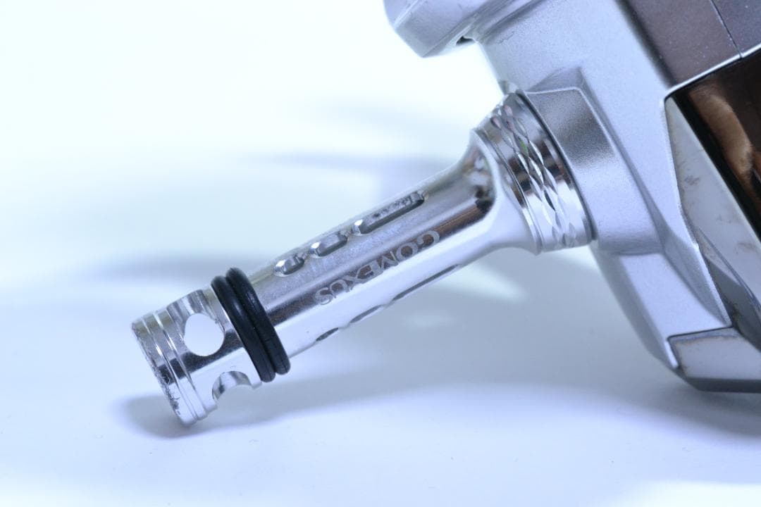 shimano シマノ 23 ストラディック 4000XG ゴメクサスカスタム