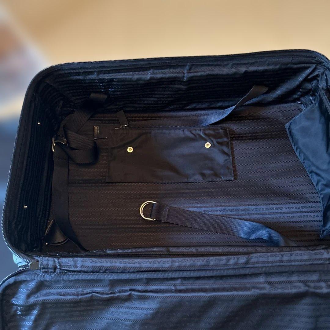 PRADAキャリーバックＶ142黒ナイロン旅行。サクランボさん専用商品。