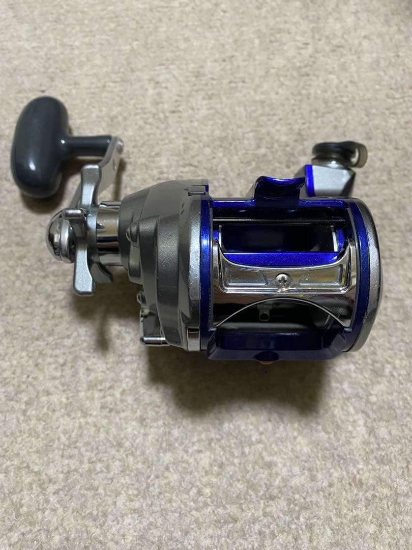 Daiwaダイワ電動リール デジタル表示　LEOBRITZ400