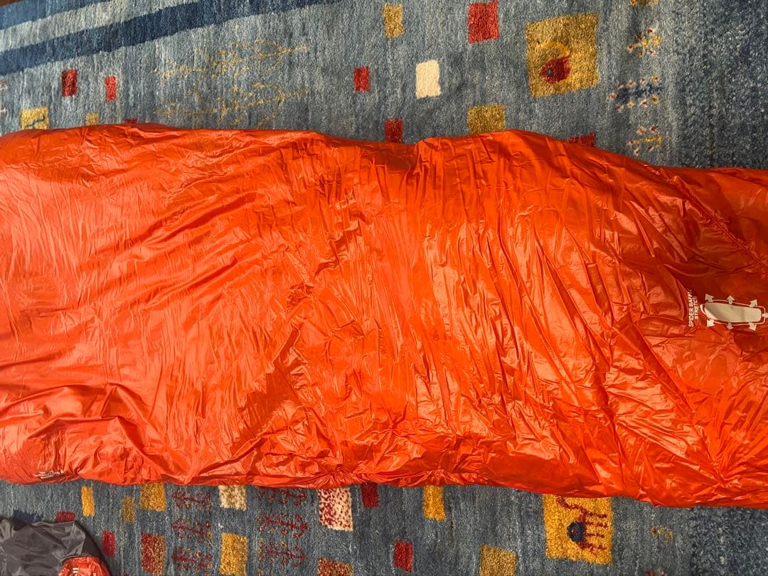 モンベル　シームレス ダウンハガー800 #1 R/zip