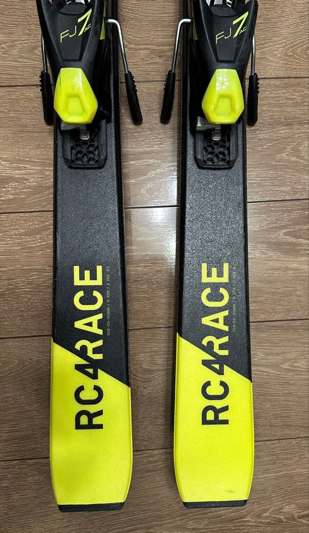 FISCHER RC4 RACE スキー板