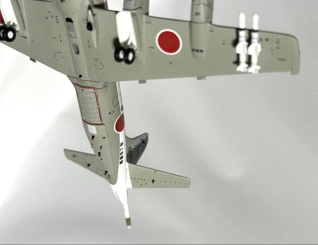 全日空商事 1/200 P-3C 海上自衛隊 VP-5 ペガサス滑走路プレート付
