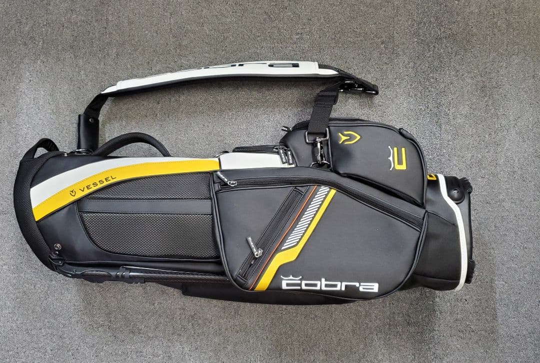 Cobra Vessel キャディバッグ 黒/黄