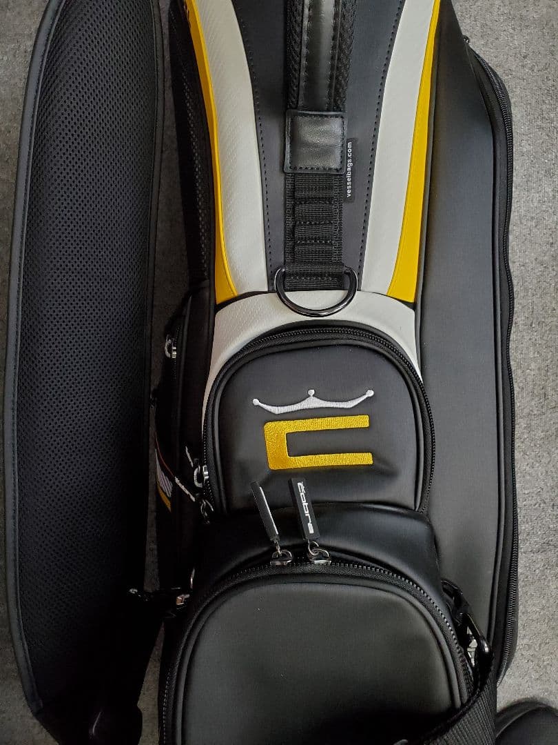 Cobra Vessel キャディバッグ 黒/黄