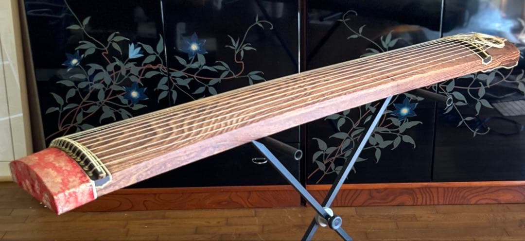 送料無料　木製筝 13本弦 和柄カバー付き
