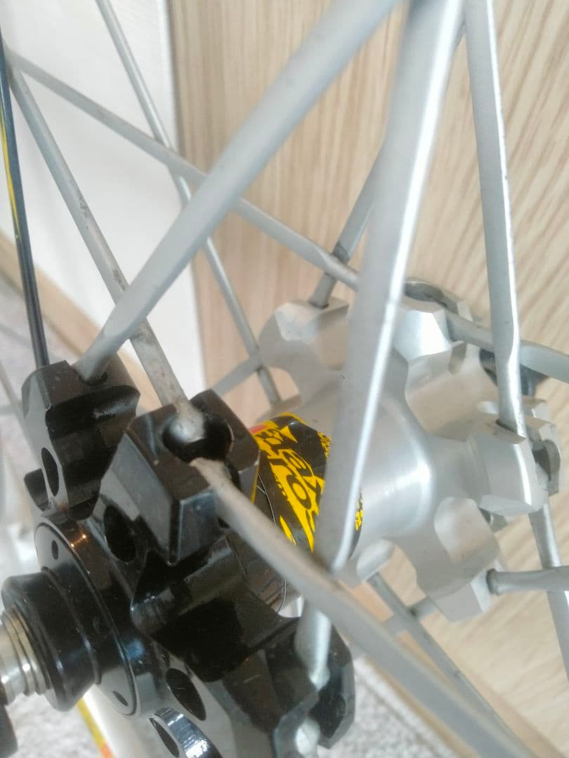 MAVIC CROSSMAXSLチューブレス　 26インチ 完組ホイール