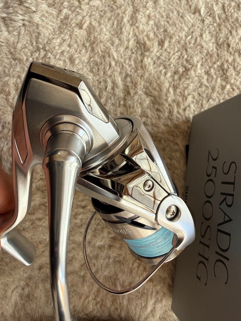 23ストラディック2500SHG 替えスプール付き 美品