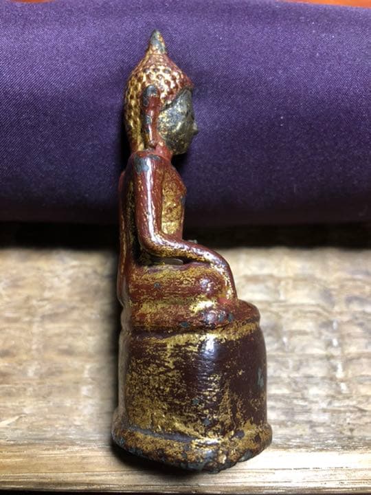 タイ　仏像　チェンセン様式　タイ仏