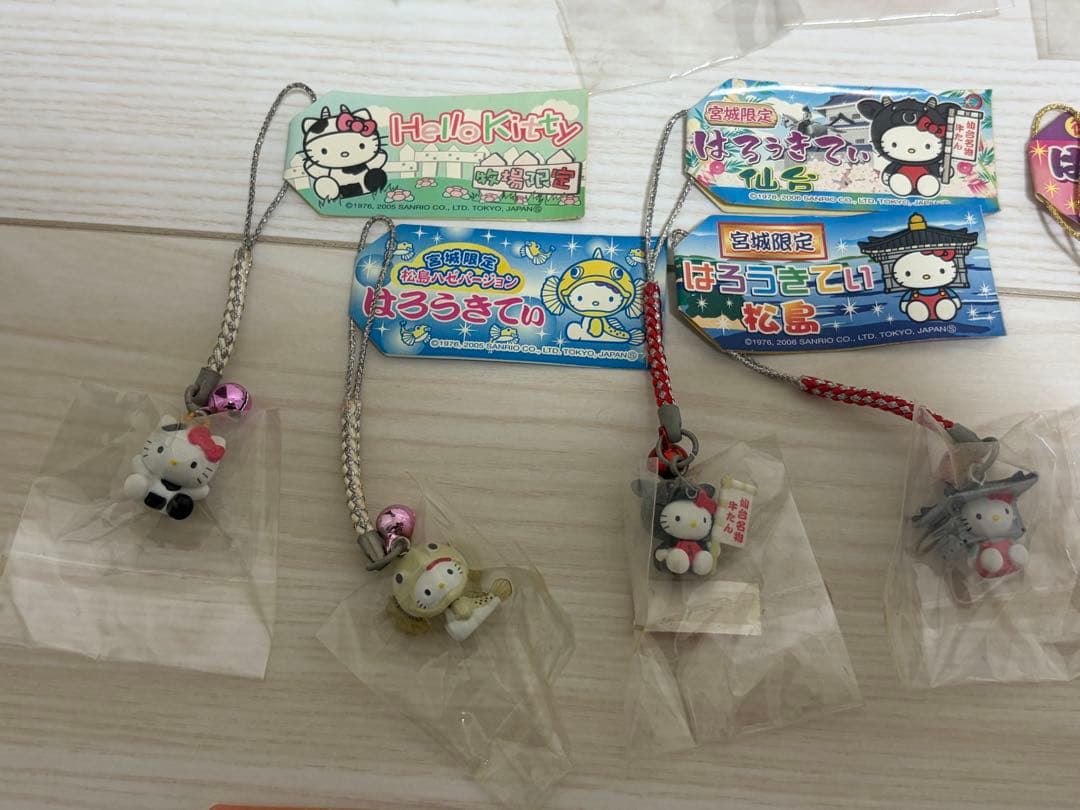 【レア】ハローキティ ご当地 ストラップ 33点 セット 長期保管品　日焼けあり