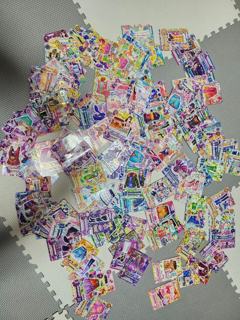 アイカツカード まとめ売り225枚 オーロラキス等 いちご PR バインダー