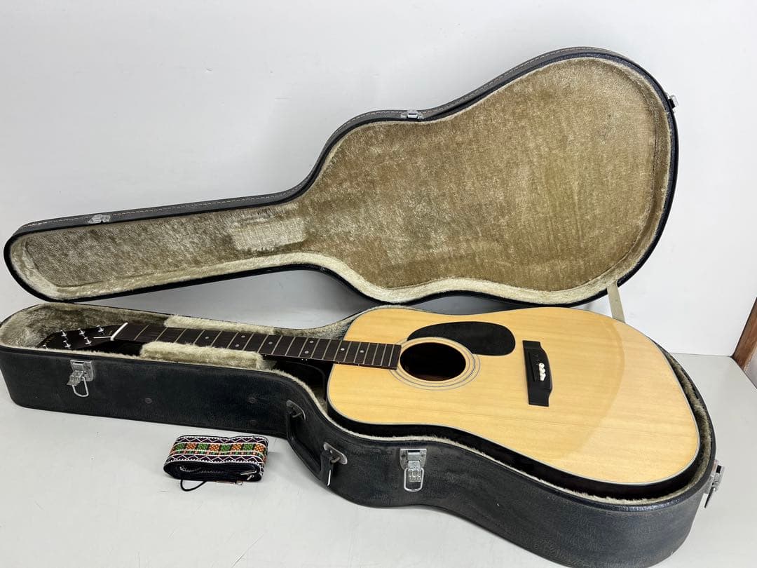 Morris W-15 アコースティックギター ケース付き