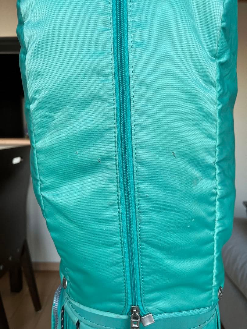 大人気良品ONOFF オノフ カートキャディバッグ 9型軽量メンズ　レディース