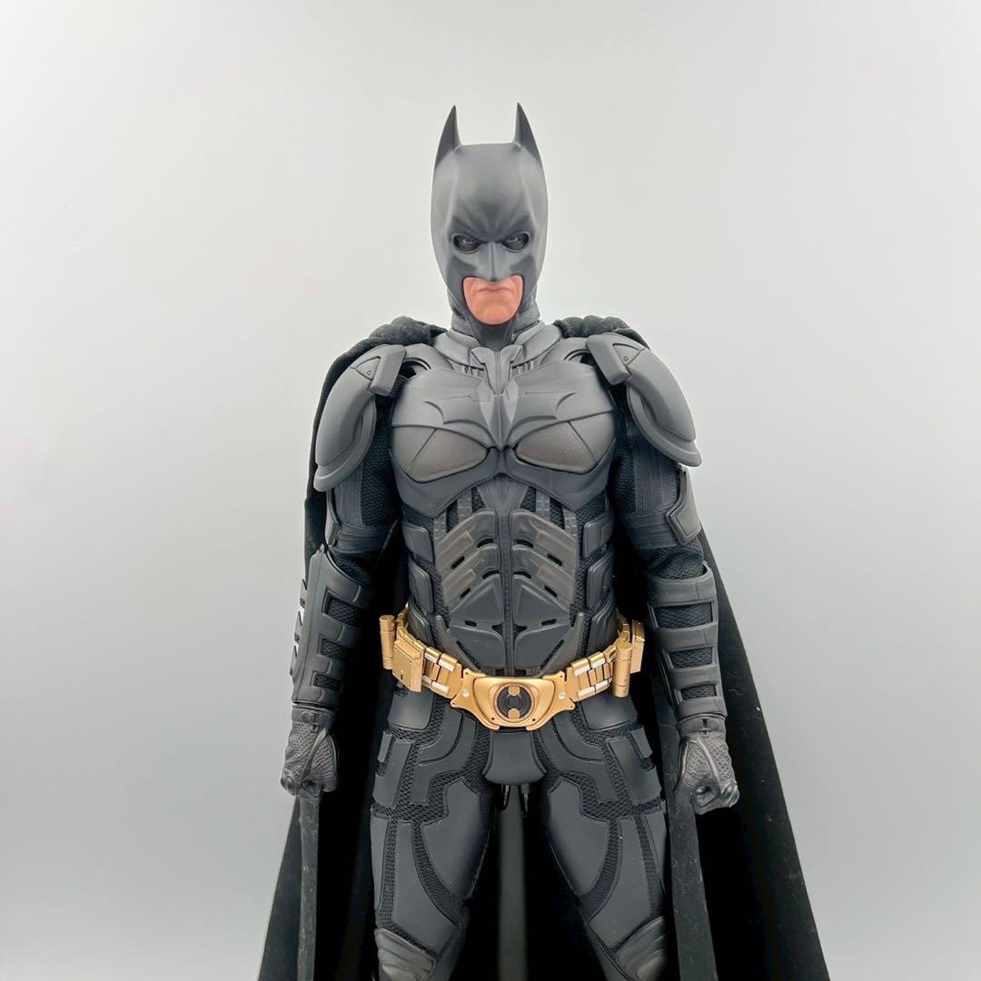 ホットトイズ　1/6　フィギュア　バットマン　ダークナイト　ヘッドは格納庫版