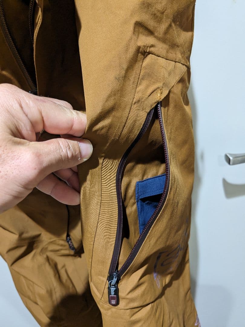 最高級　GORE-TEX　 BURTON　AK サイクリック