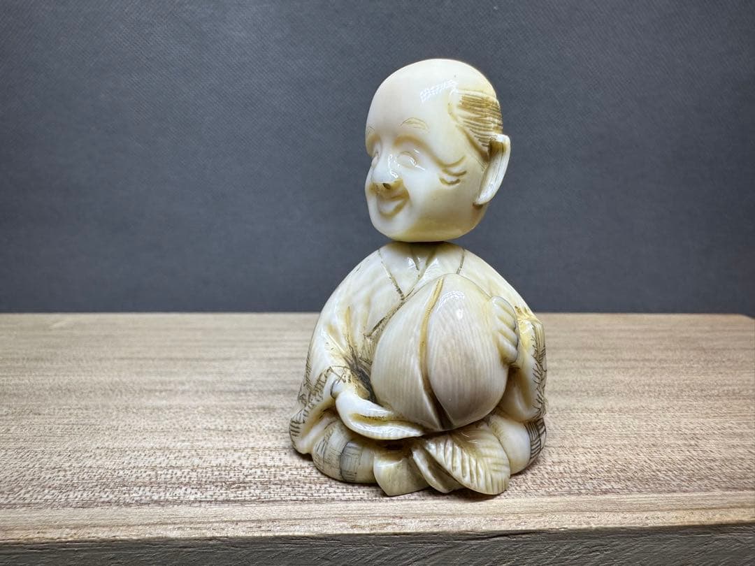 根付　希少品　滑稽　頭は回転可能　古美術品　 置物　細密細工　骨董