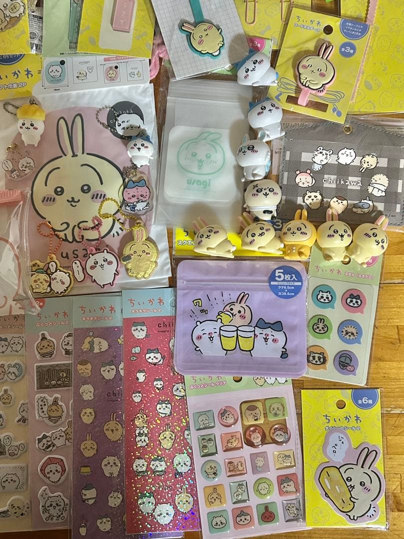 ちいかわ　うさぎ　アクスタ　フィギュア　アクキー　シール　まとめ売り　グッズ