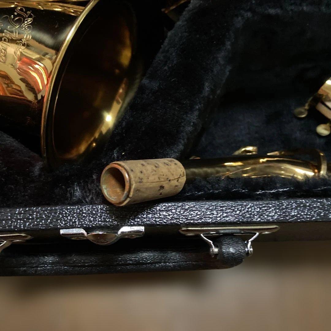 アルトサックス ゴールド ケース付き