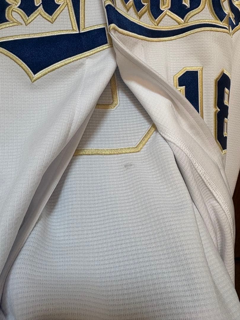 山本由伸　オリックス　ユニフォーム