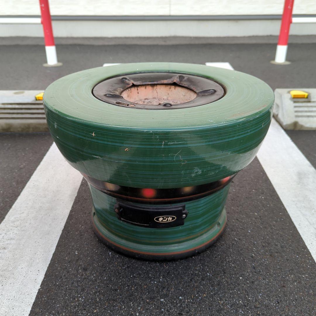キンカ　レトロ火鉢　練炭火鉢余り出回らないこれからのシーズンに　希少　黒鉄の蓋付