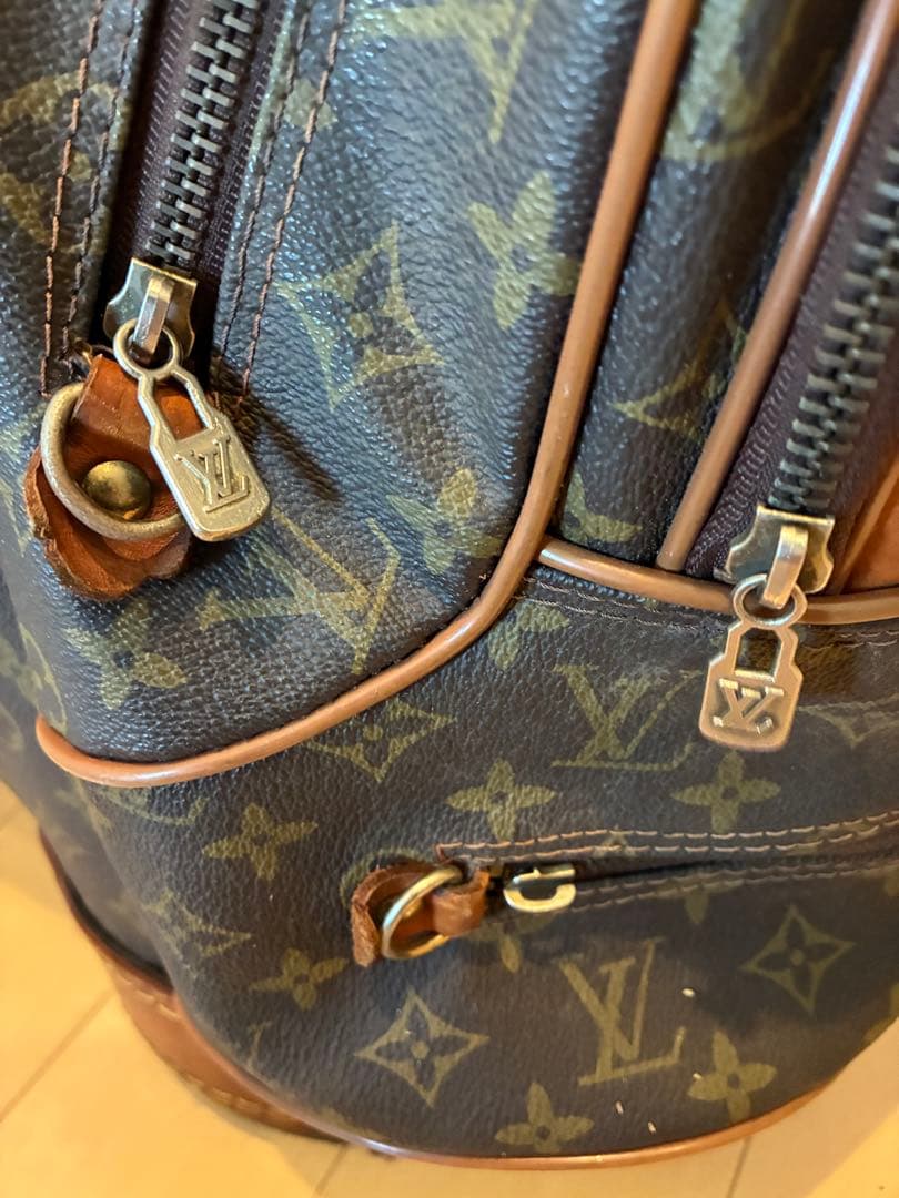 LOUIS VUITTON　ルイ・ヴィトン　ゴルフ　キャディーバッグ