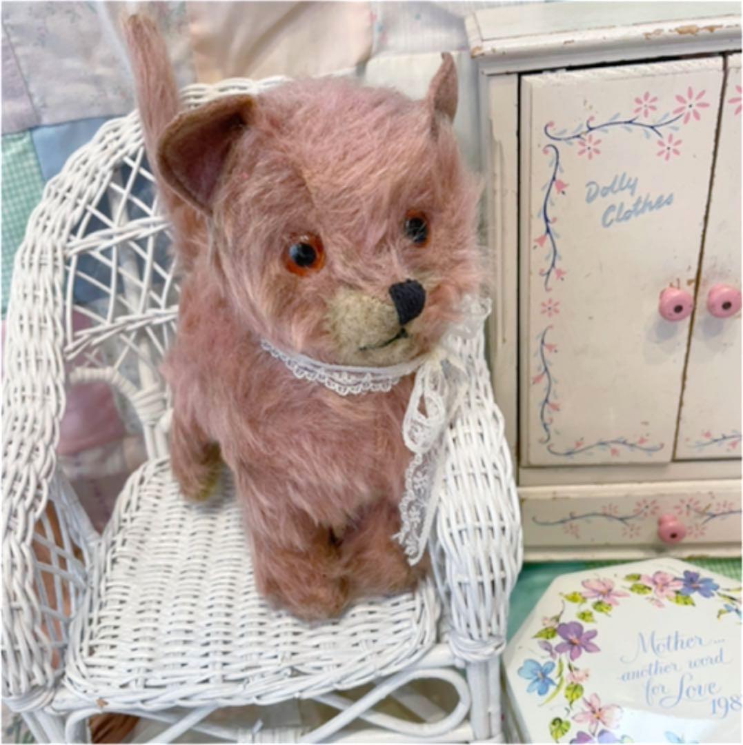 アンティーク　ピンクのねこちゃん