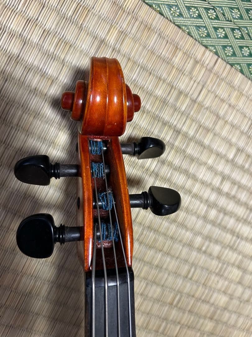 スズキ チェロ 1/8 調整済／専門店メンテ5万円／ケース付