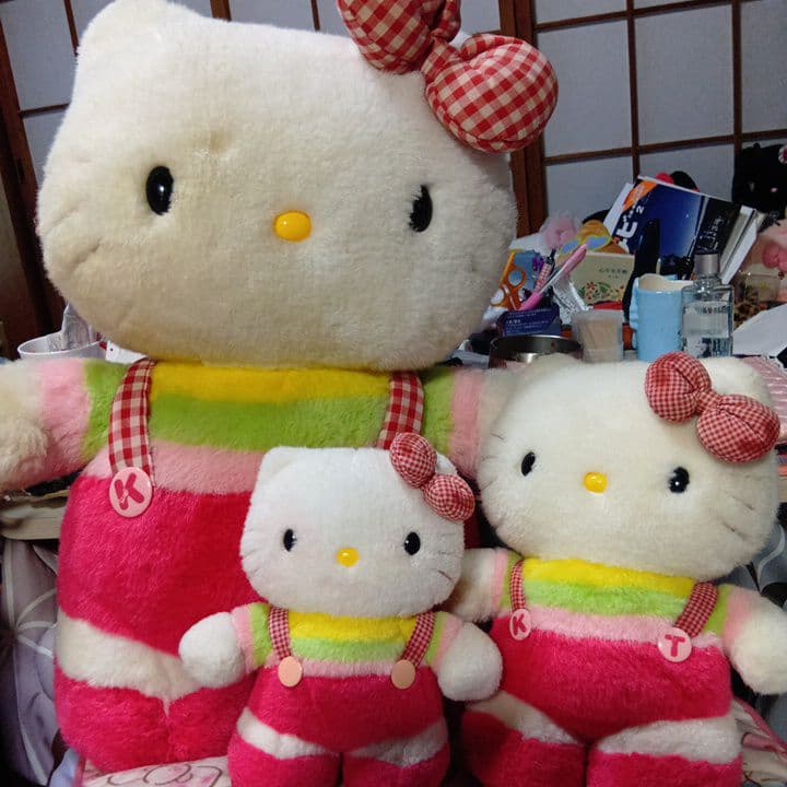 タイムセールハローキティ2004年自立型 ぬいぐるみセット 大・中・小レトロレア