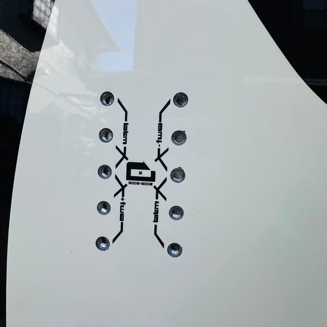 未使用 MW The Trinity 152cm スノーボード 板 キャンバー