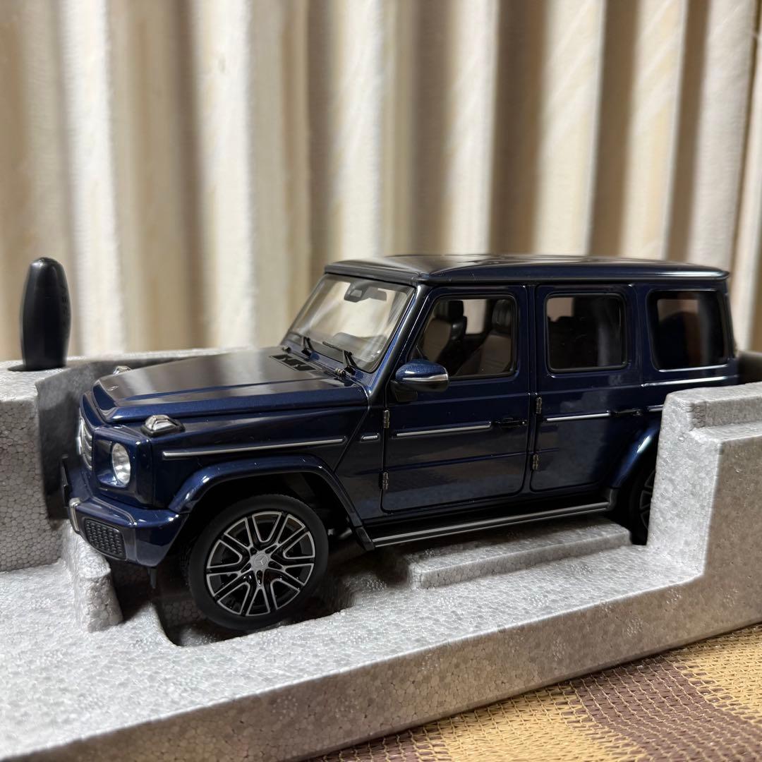 MercedesBenz G500 sodalite blue 1/18スケール