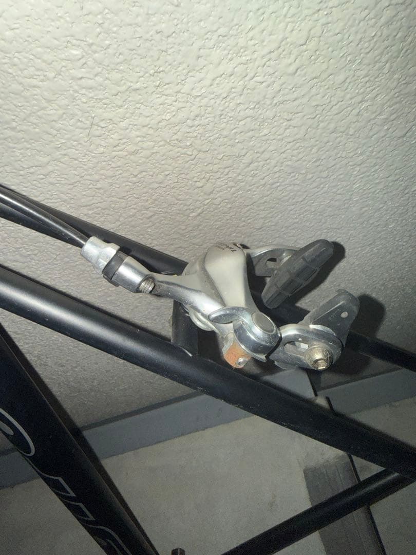 giro マットブラック ピストフレーム