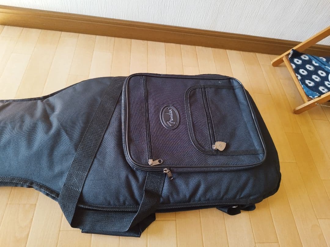 美品　fender Vintera Road Worn Stratocaster