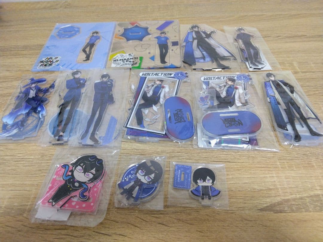 【四季凪アキラ アクスタ1⃣3️⃣個セット】