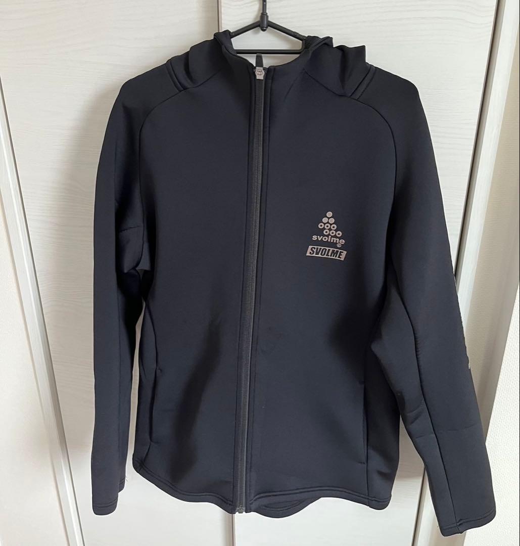 スボルメ トレーニングウェア上下