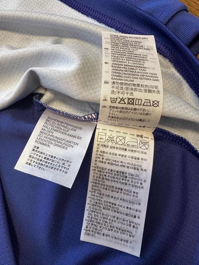 【新品タグ付】サッカー 日本代表 2026 ホーム　ユニフォーム S 長袖