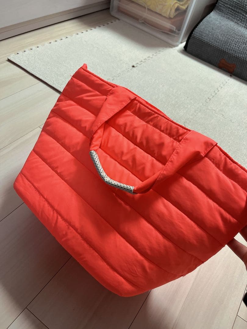 ムータマリン　ナイロンキルティング バケットバッグ